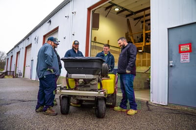 lawn care technician meeting training  19
