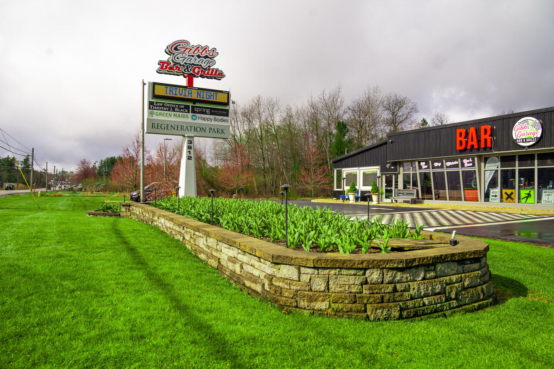 commercial lawn care service  35