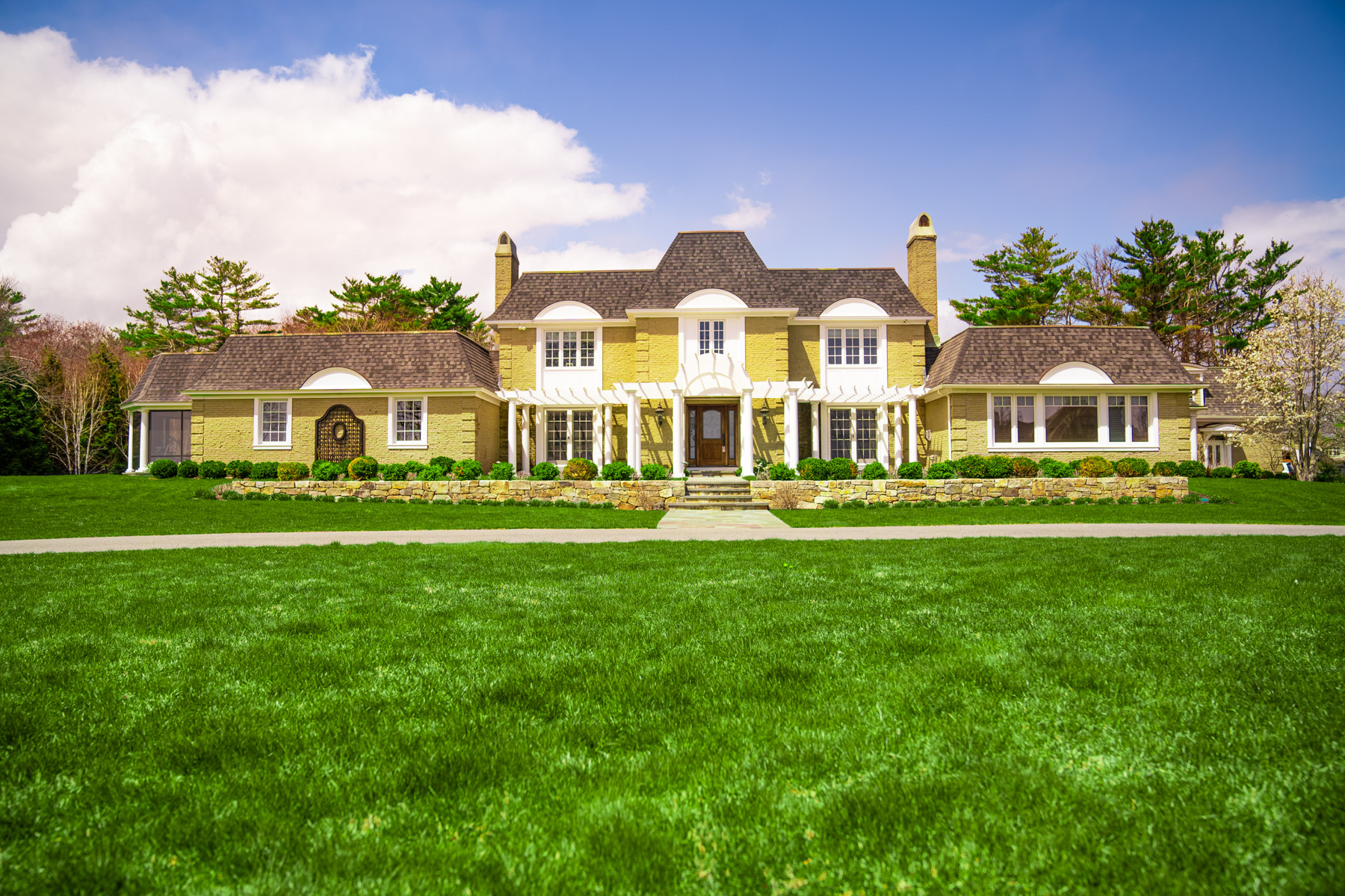 great lawns require lime treatments to balance the soil ph